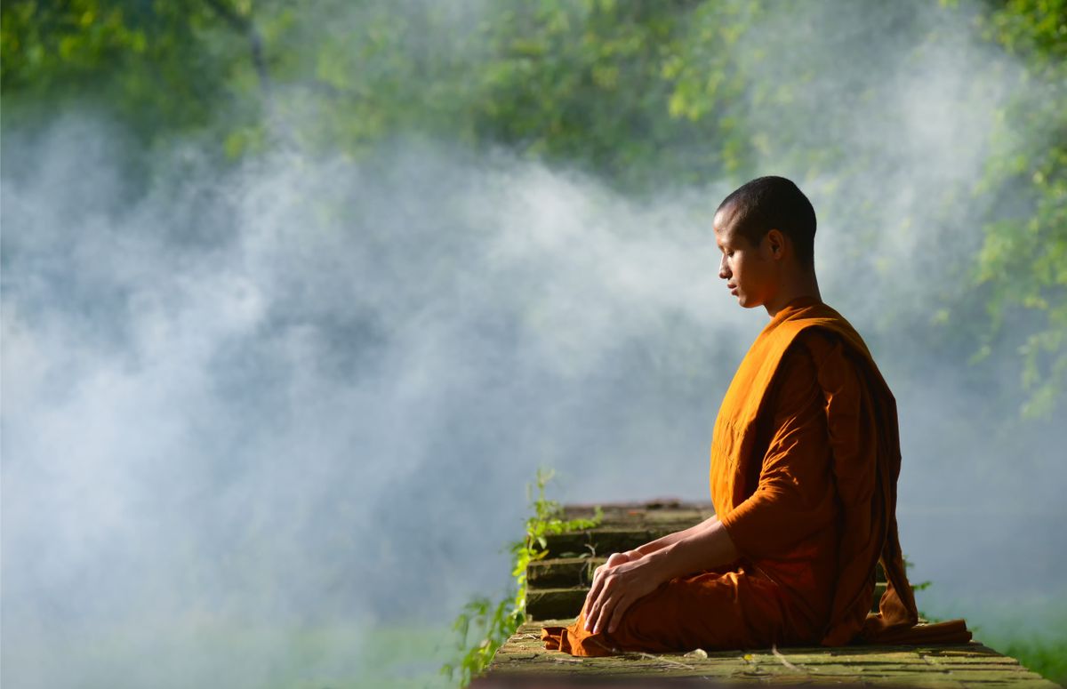 Buddhist,Monks,Meditate,To,Calm,The,Mind.,The,Brain,Will