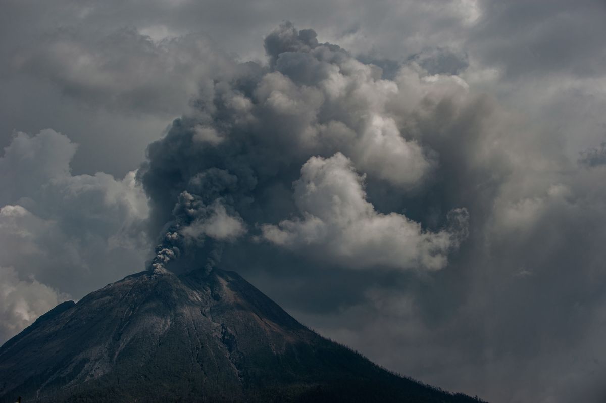 vulkánkitörés