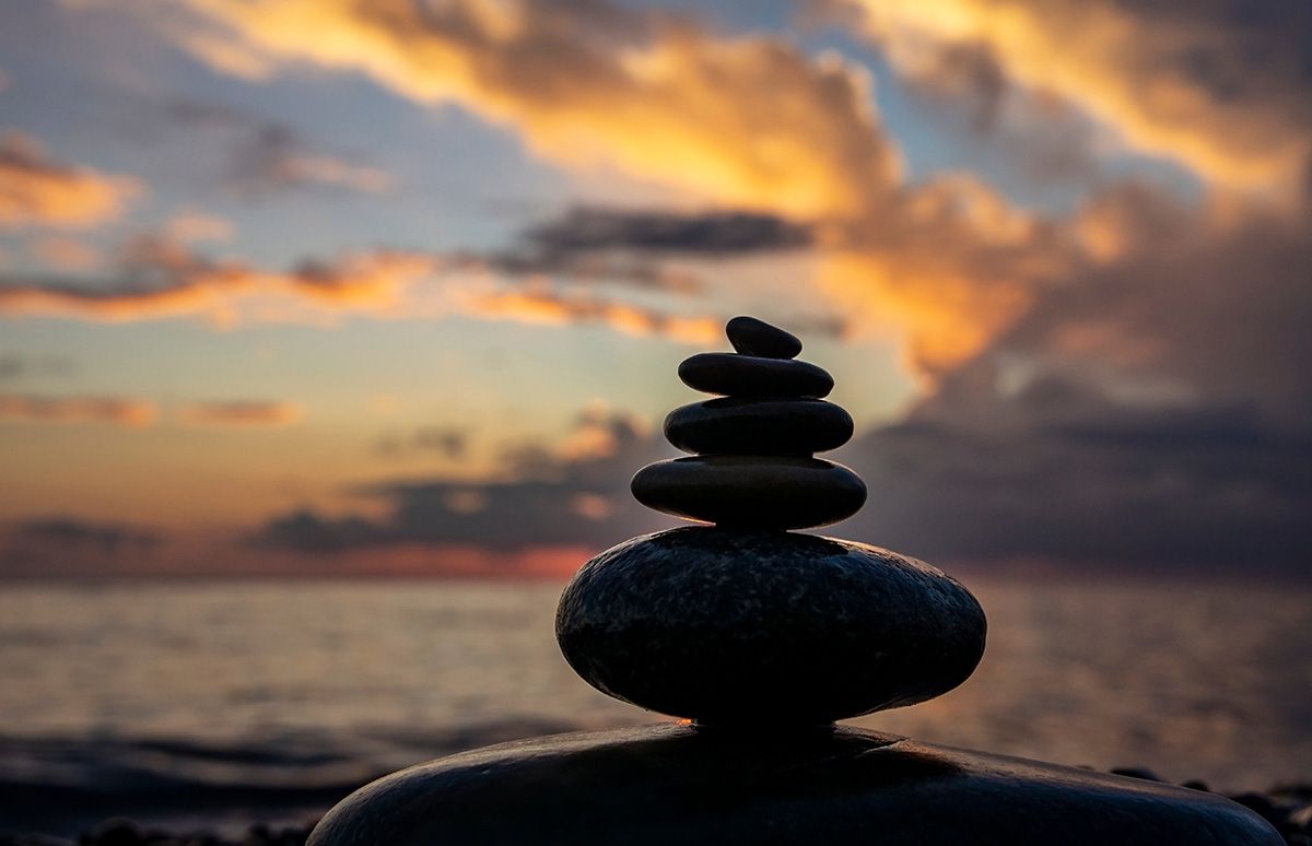 Stacked,Pebble,Stones,On,The,Background,Of,A,Bright,Cloudy