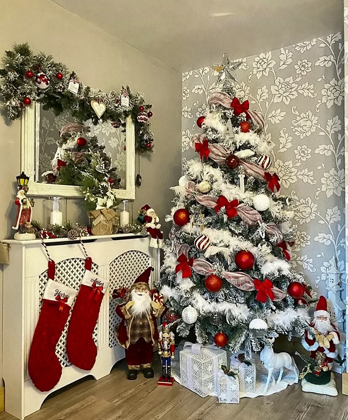 Woman Earns Extra Cash At Christmas As A Professional Tree Decorator