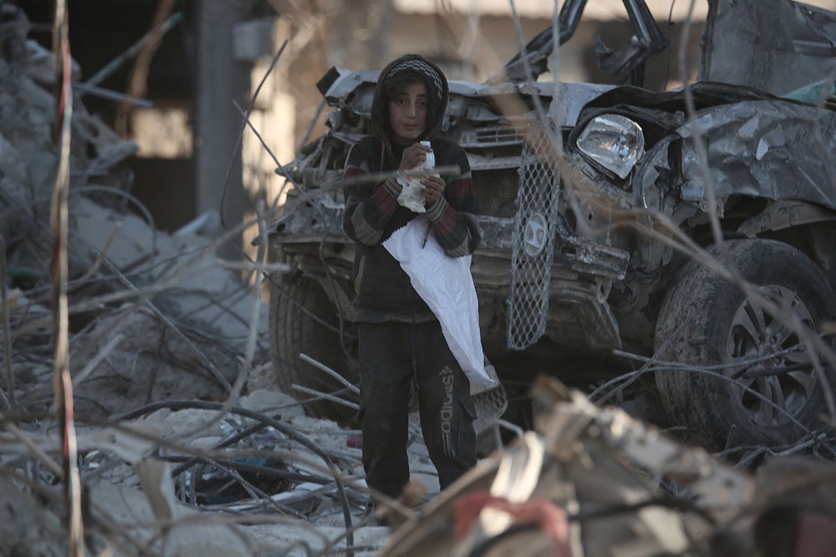 2802 people died, thousands injured in Syria after earthquake”‹”‹”‹”‹”‹”‹”‹