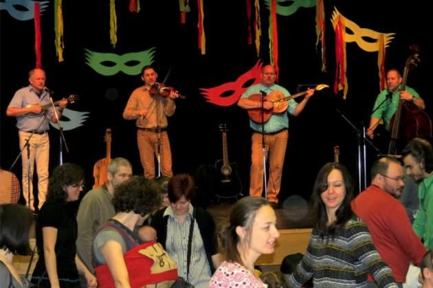 KOLOMPOS-KONCERT-ITT-A-FARSANG-2023.j