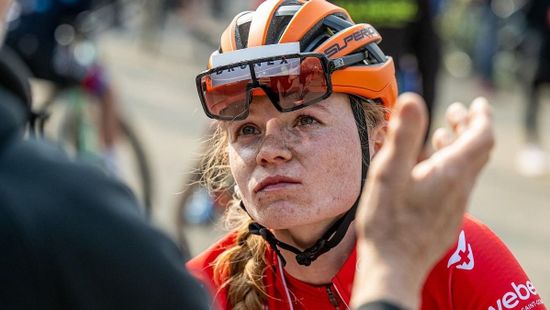 Kulisszatitkok, így készül az olimpiára az ifjú magyar bringás lány - Videó