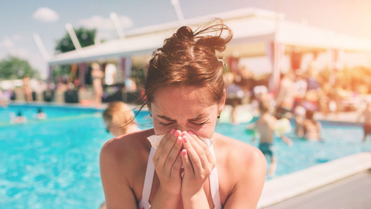 Picture,From,A,Beautiful,Women,In,Bikini,With,Handkerchief.,Sick
