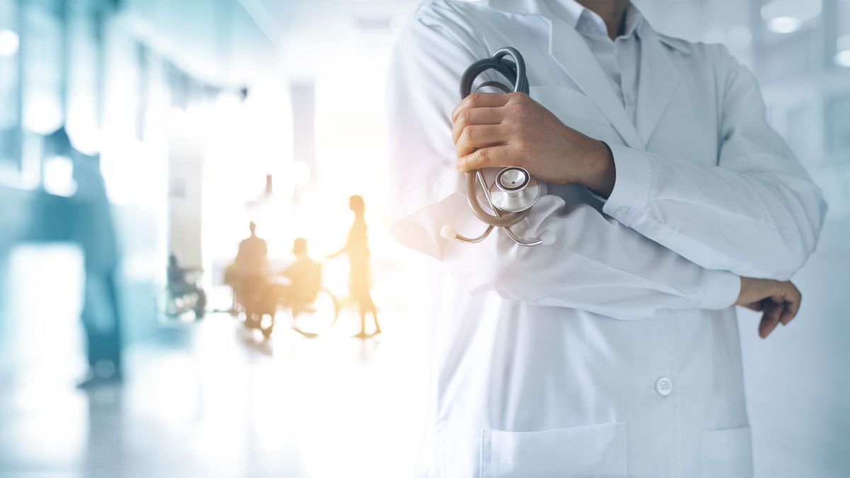 orvos, doktor, kórház, egészségügy, Shutterstock illusztráció