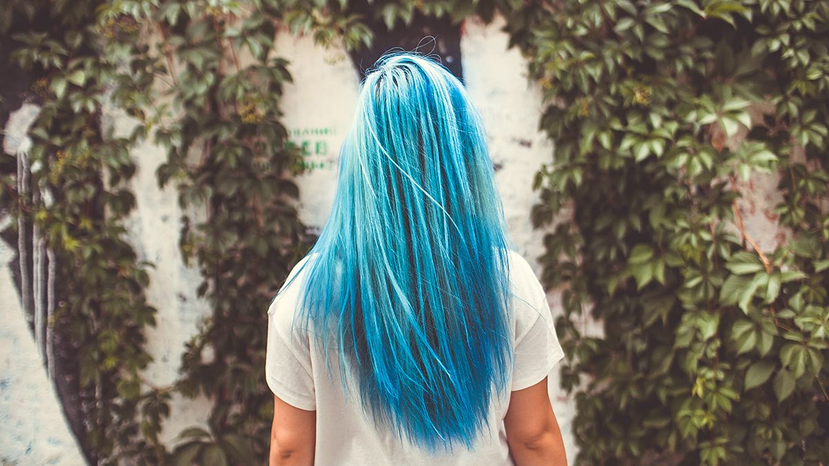 Girl,With,Blue,Hair