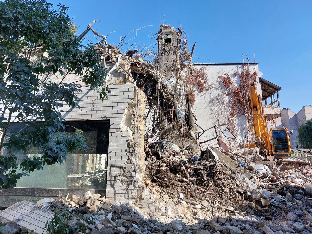 összeomlott ház Budapest