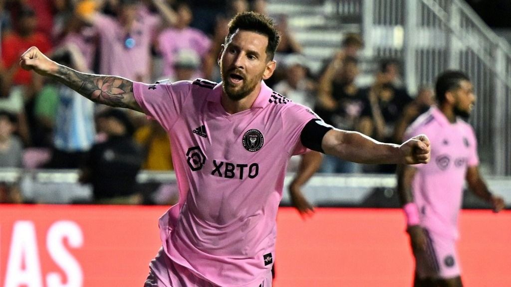 Lionel Messi két meccsen három gólt szerzett új floridai csapatában