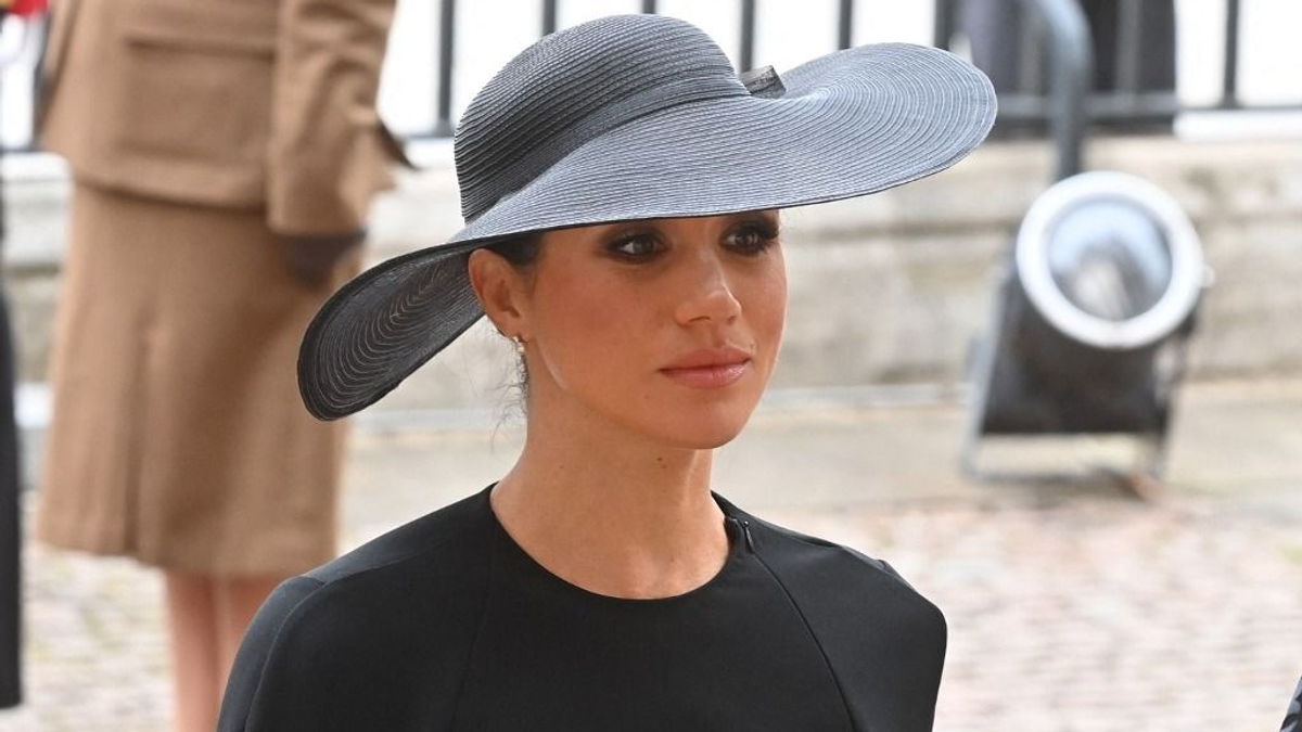 Meghan nagy lépést tett Katalin és Károly felé: ez áll a háttérben