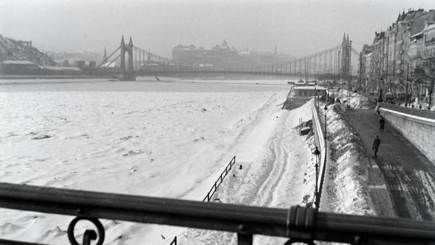 A múltban sokszor sűrű hóréteg borította Budapestet.