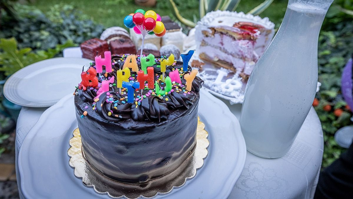 A cukorkák sztárja mellett számos híresség is ma ünnepli a születésnapját – Metropol