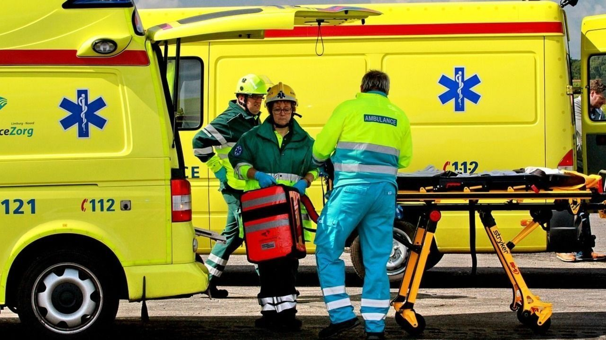 Félelmetes baleset: a mélybe zuhant egy család a sífelvonóról