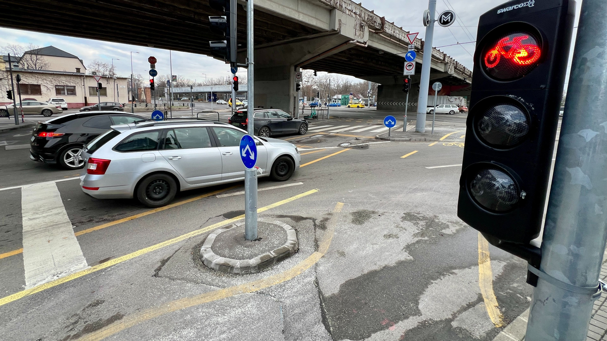 Óriási a káosz az Üllői úti bringasáv miatt – Videó!
