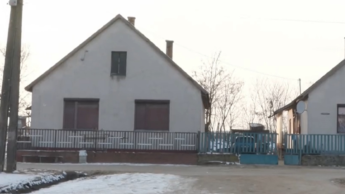 Nagydobosi tragédia: zokogva nyilatkozott a gyászoló anya – Videó