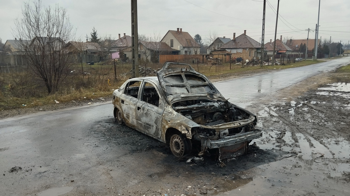 Aggódnak az autósok: sorra gyújtják fel az autókat – megszólalt a magyar rendőrség