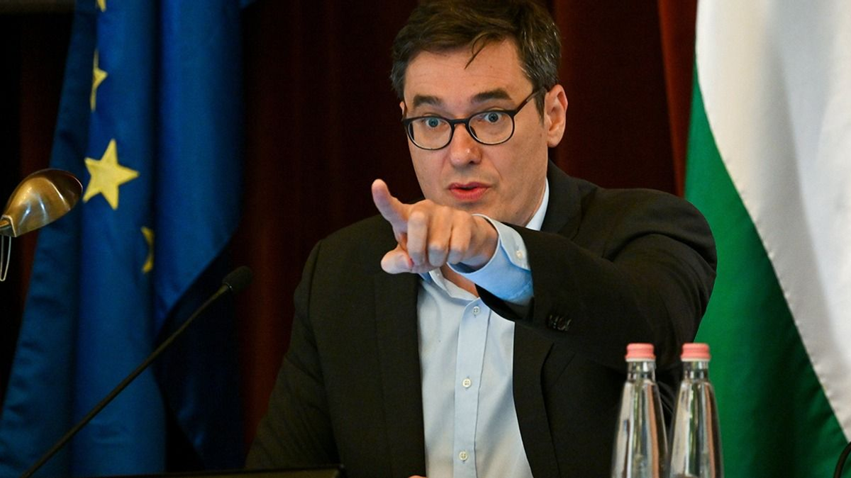 Elismerte a Lánchidat felújító cég kapcsolatát a számlagyárral