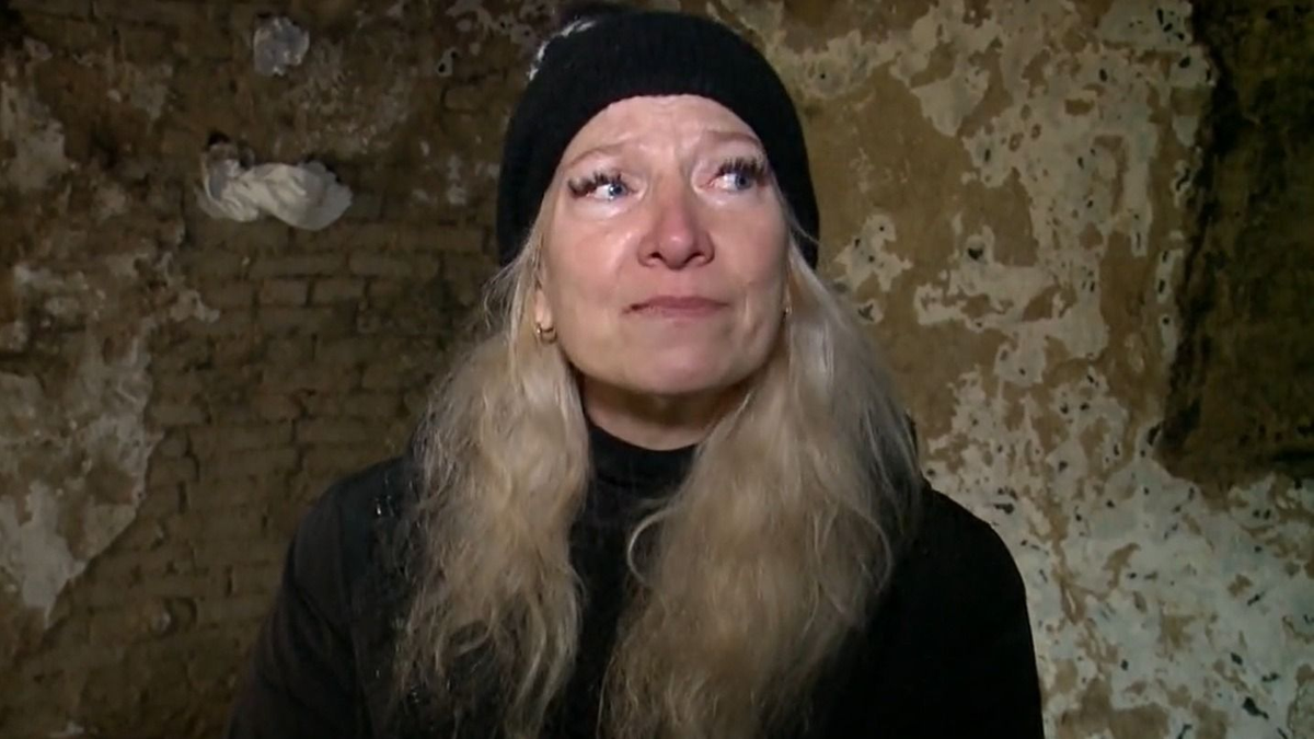 Hatalmasat hibázott a szakember: lángok martaléka lett a családi otthon – Videó