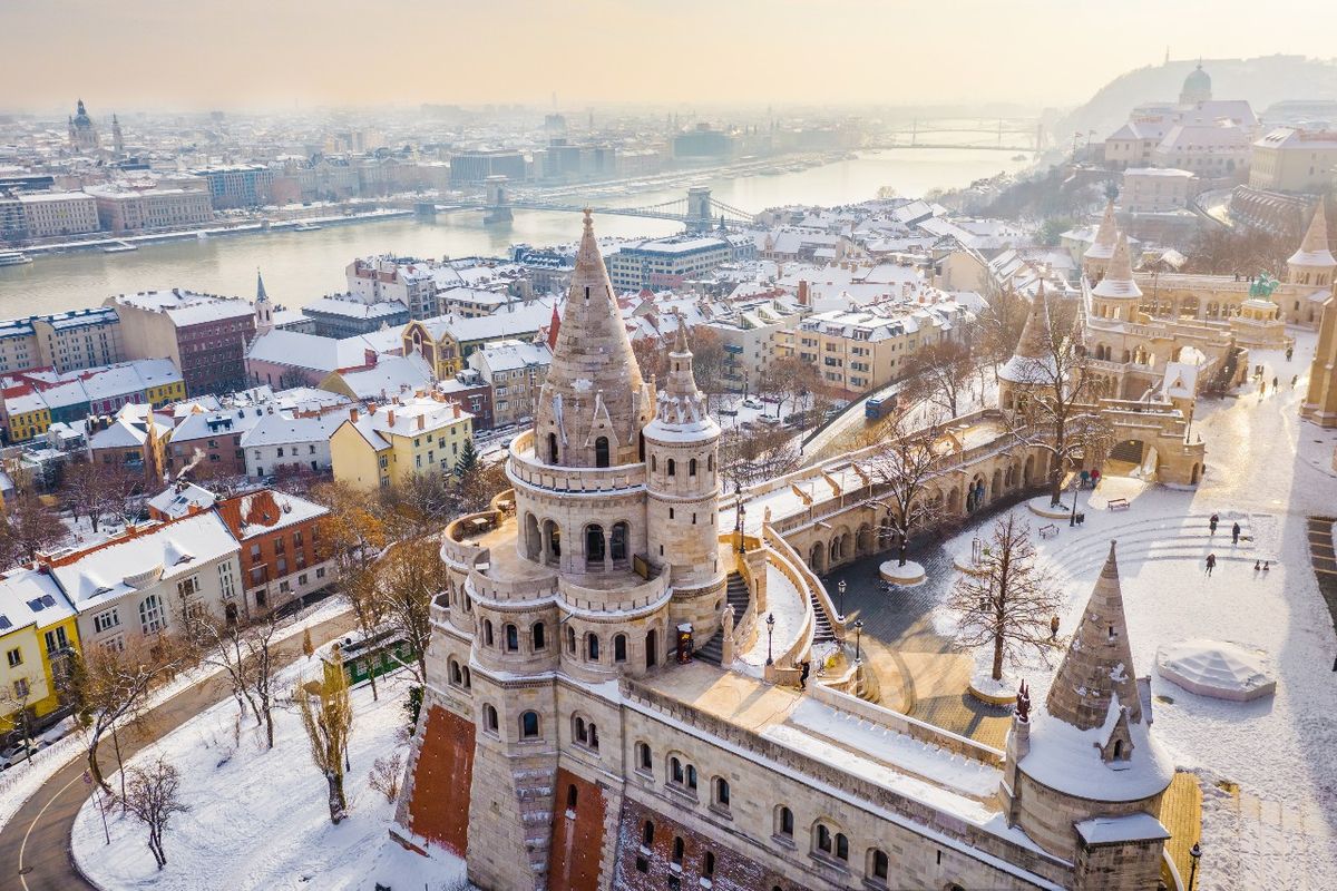 Budapest,,Hungary,-,Aerial,View,Of,The,Snowy,Fisherman's,Bastion