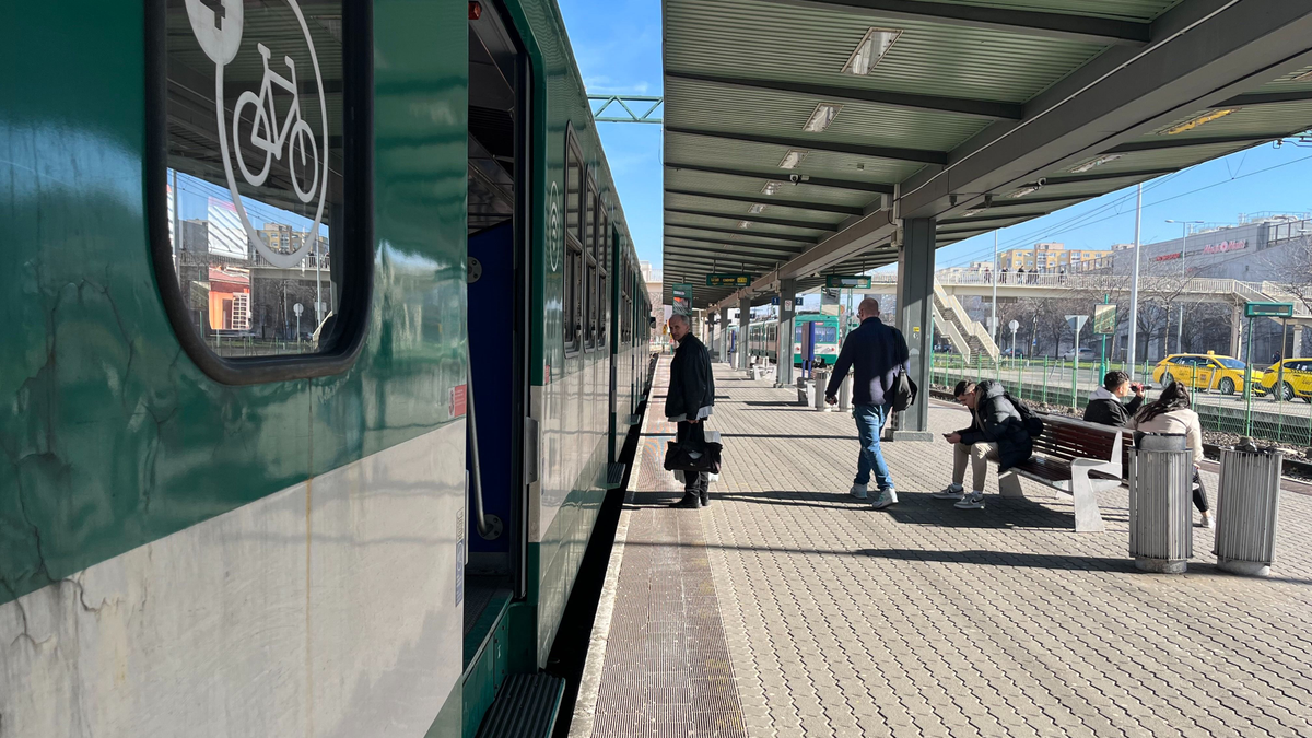 Hihetetlen: ennyien írták már alá a gödöllői HÉV-en megtámadott lány apjáért a petíciót