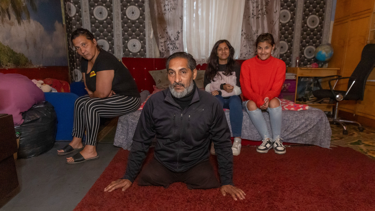 "Fel sem fogjuk ezt az egészet" - egy titokzatos jótevő meglepte a láb nélküli Györgyöt és családját