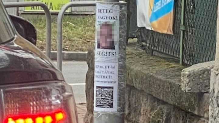 Plakáton, QR-kóddal hirdeti magát egy hajléktalannak hitt férfi /