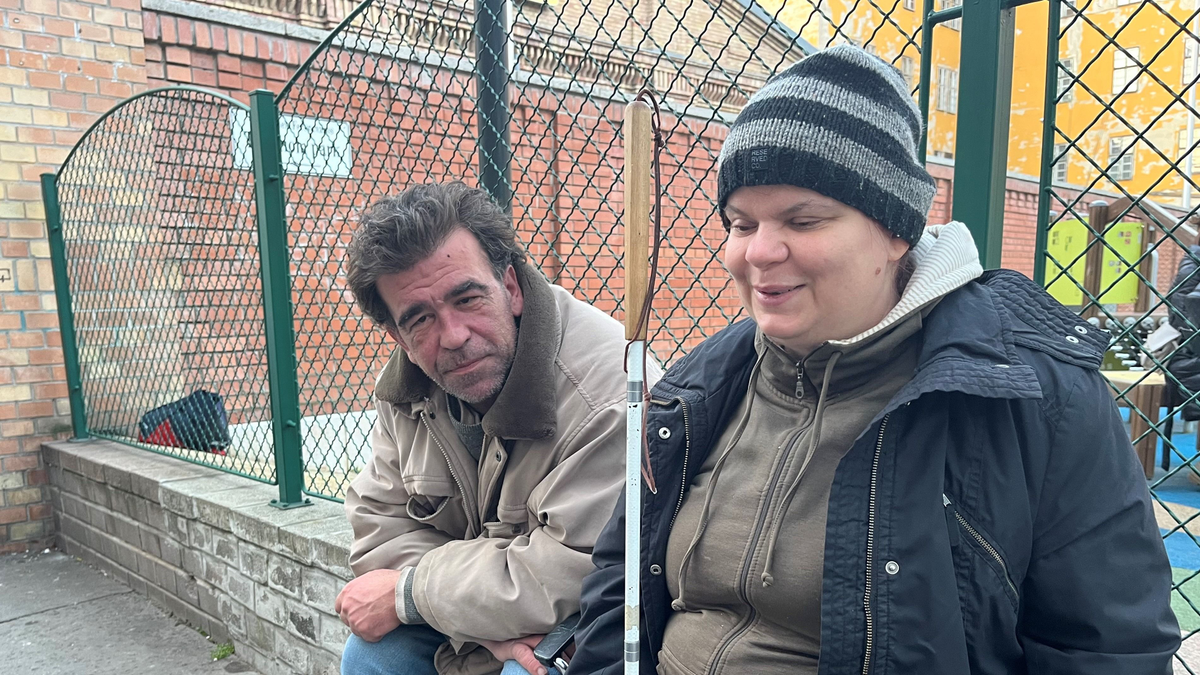 A szerelem mindent legyőz – látássérült, daganatos beteg hajléktalanként talált párra Katalin