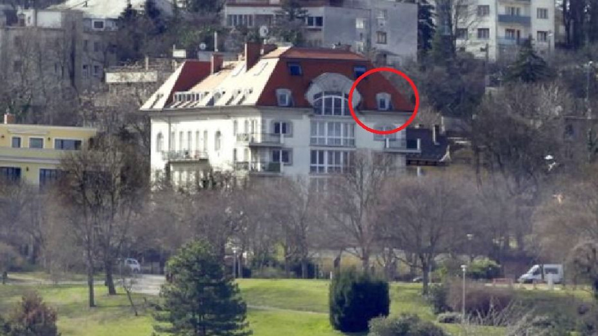Rejtélyes fényeket láttak egy Gellért-hegyi villában – Kísértet lakja az ingatlant?