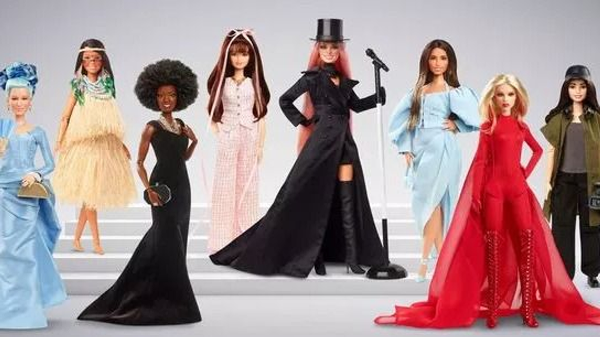 Nőnap alkalmából Barbie babát csináltak ezekből a sztárokból