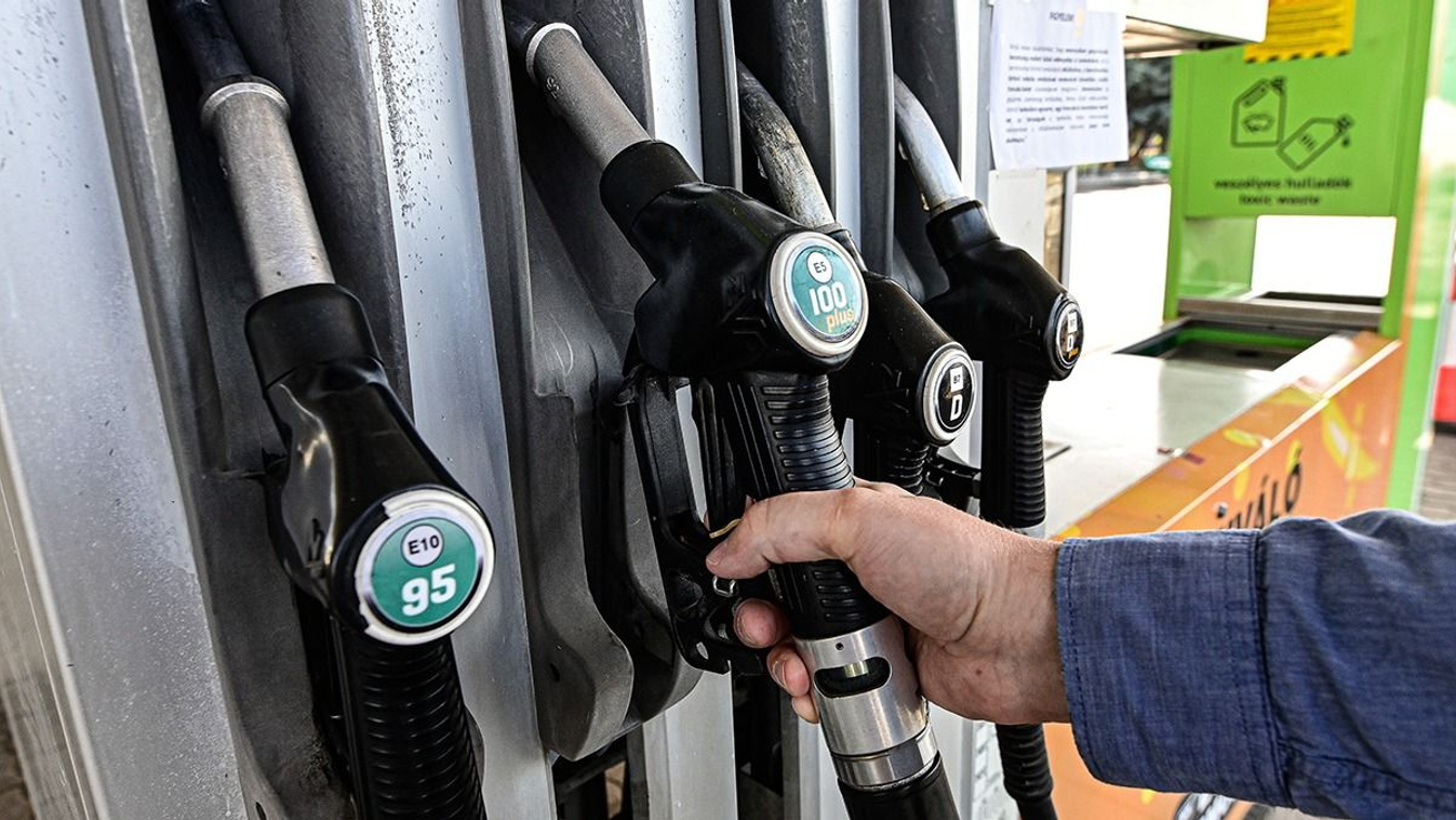 Autósok figyelem, szerdától megint változik az üzemanyag ára