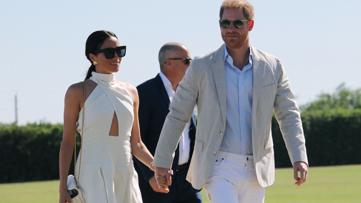 Harry herceg nyomdokaiba lép? Saját memoárral rukkolhat elő Meghan Markle