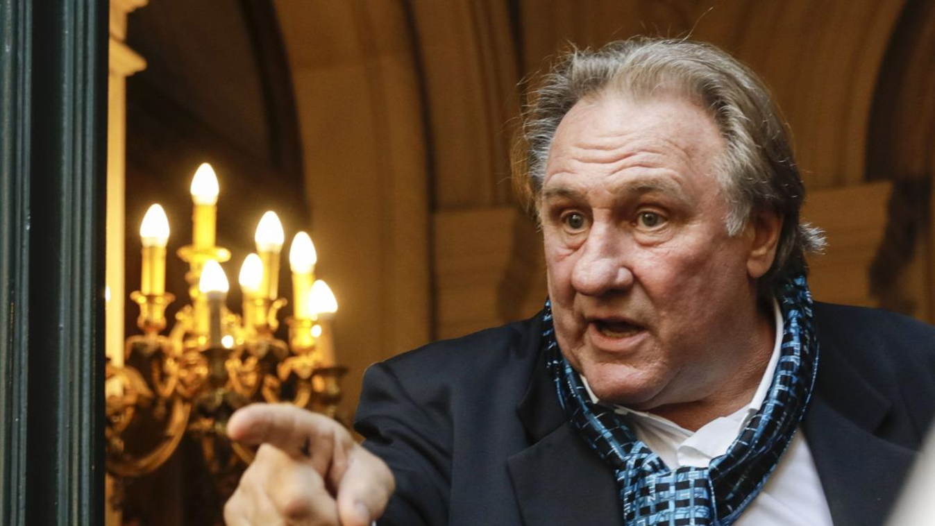 Most érkezett: őrizetbe vették Gérard Depardieu-t