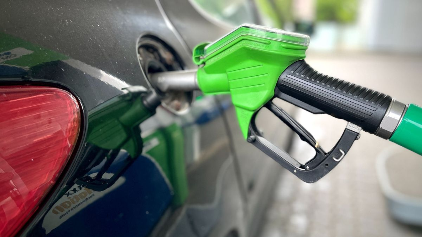 Péntektől újabb, jelentős árváltozások lesznek a benzinkutakon