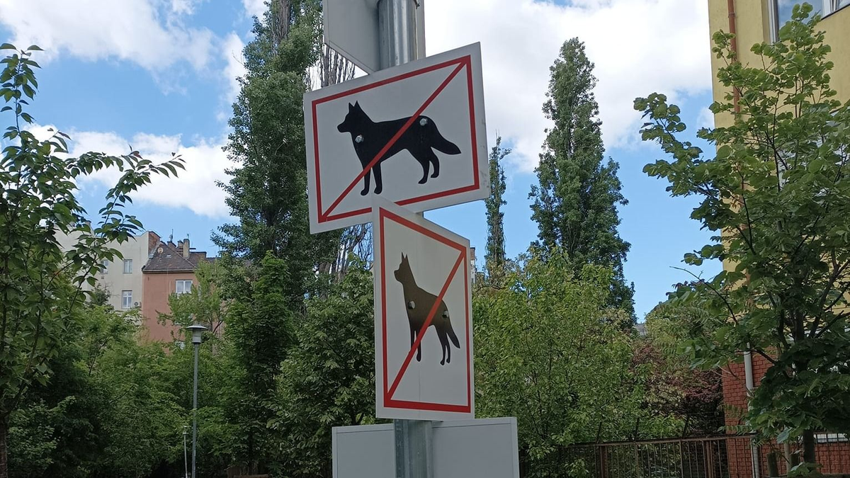 Folytatódik a táblaháború Újbudán