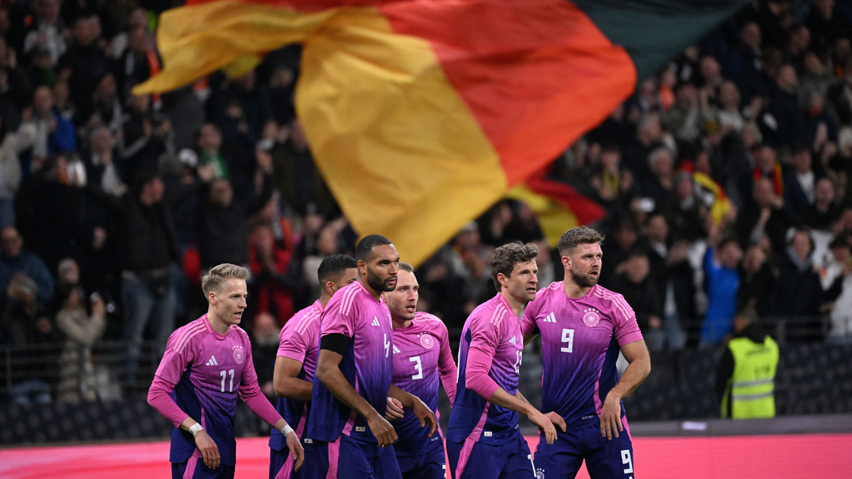 Hadüzenet Németországból, bombaerős ellenfél vár Marco Rossi csapatára
