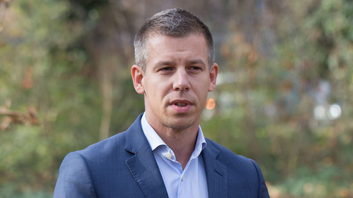 Magyar Péter felbukkanása padlóra küldte a baloldalt