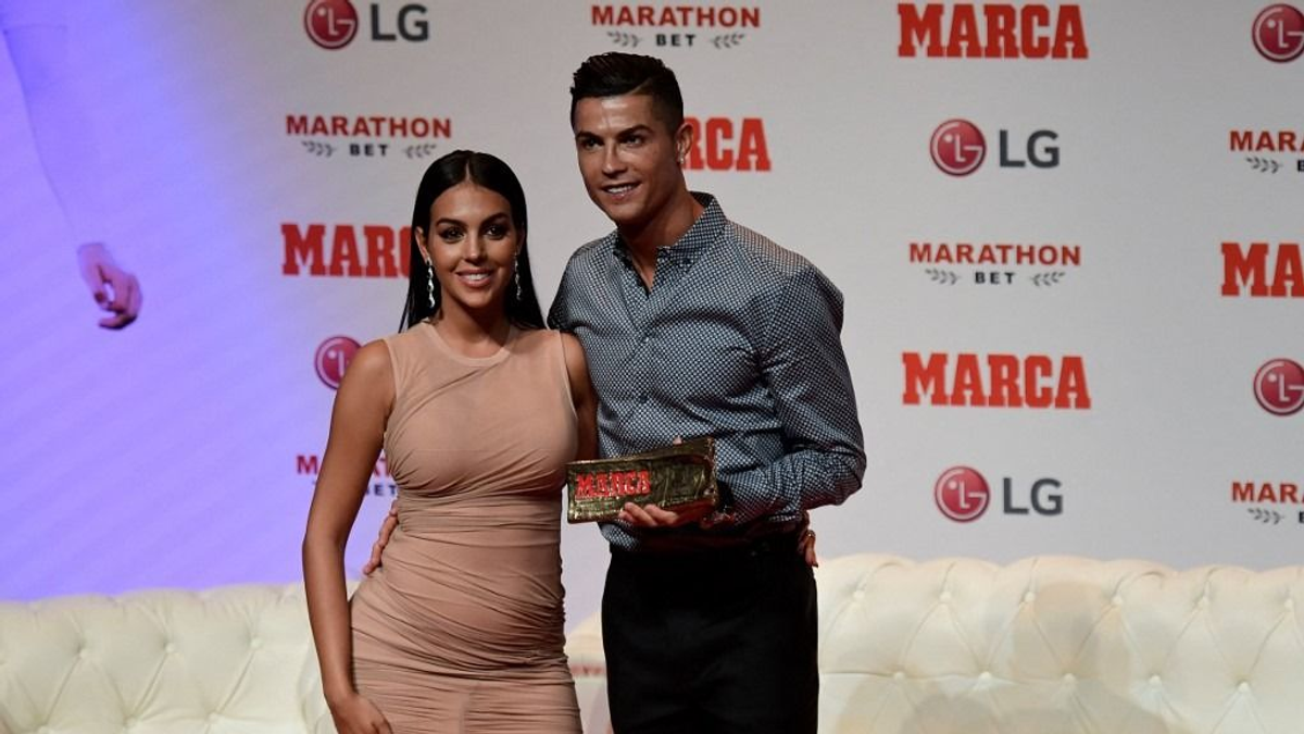 Cristiano Ronaldo szerelmét így még nem láttad, hátulról videózták a bikinis szépséget