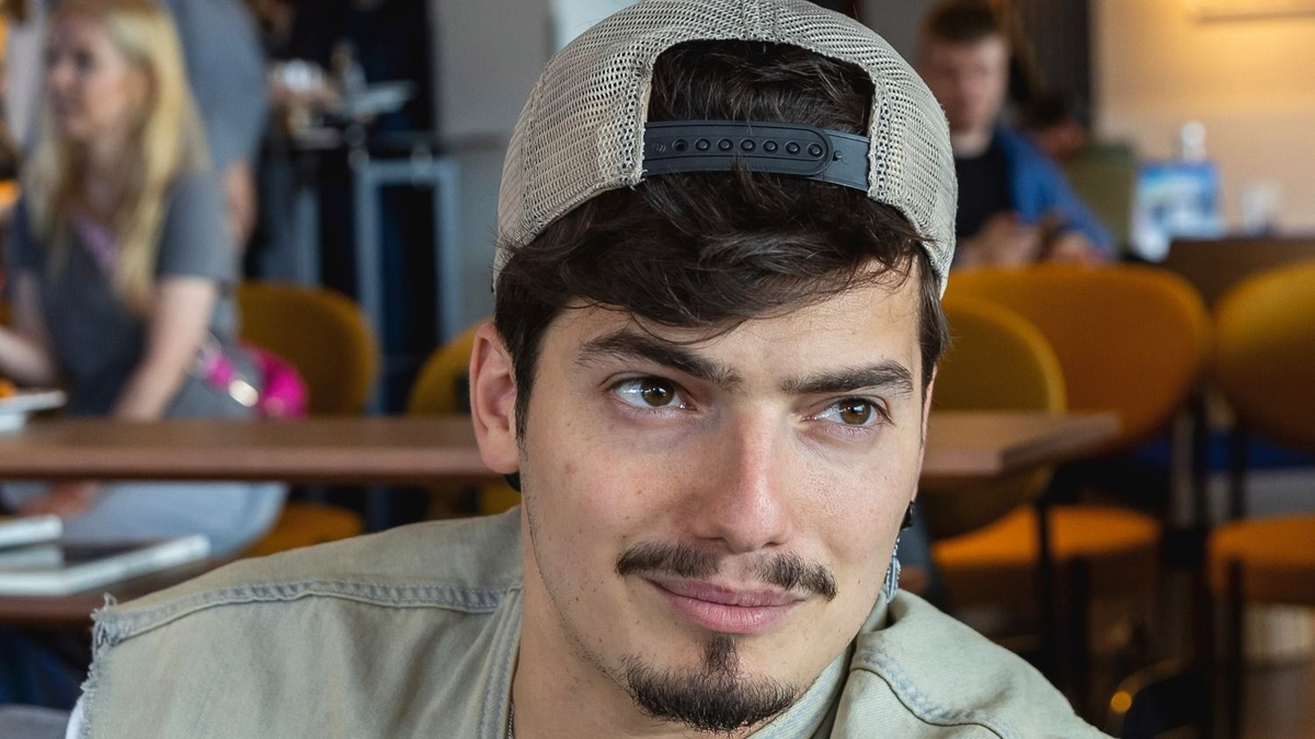 Ezzel a gyönyörű modellel kapták le Marics Petit
