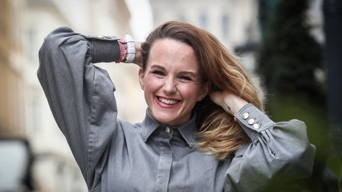 Kollányi Zsuzsi elképesztően néz ki bikiniben