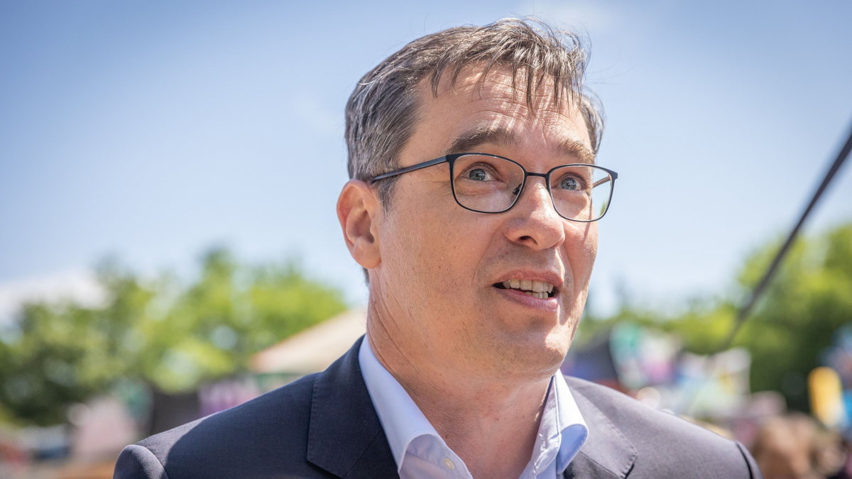 Karácsony Gergely 10-ből 6 autót kitiltana Budapestről, ezt válaszolta az Autóklub