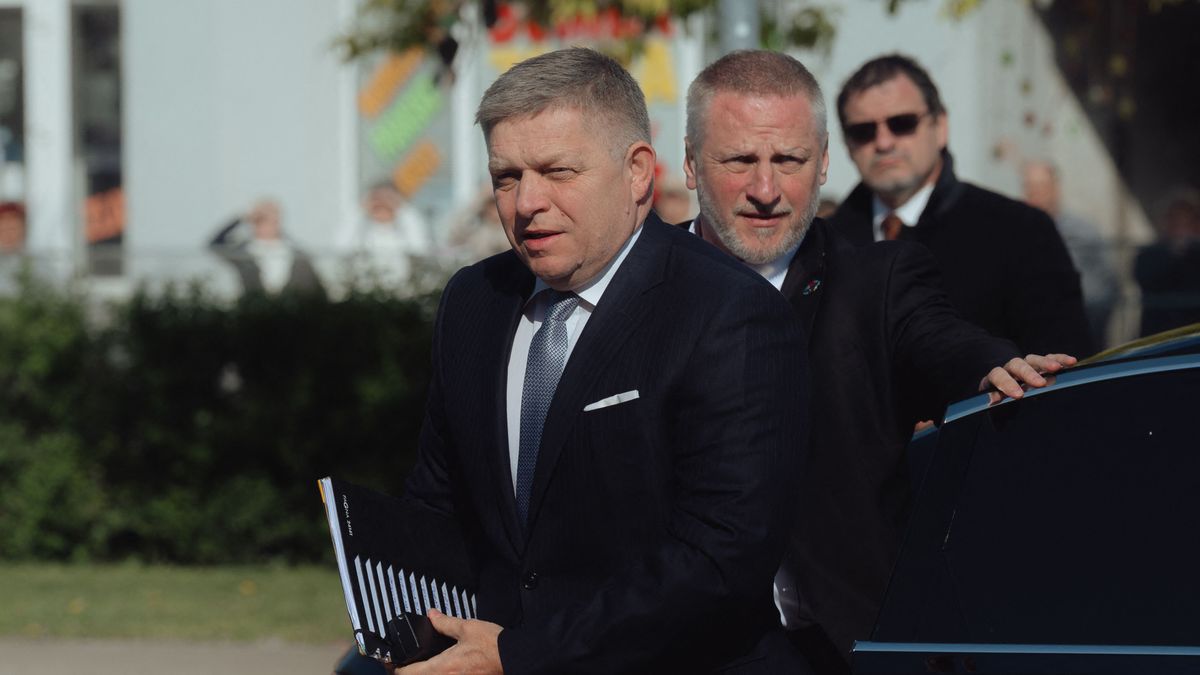 Members of Slovak and Ukrainian government meeting in Michalovce, Slovakia
