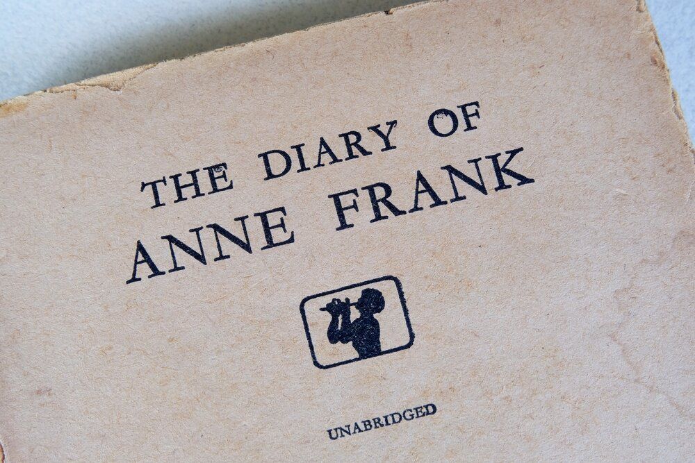 Subang,Jaya,,Malaysia,-,October,14,,2021:,The,Title,'the Anne Frank naplója