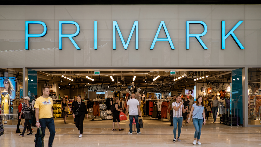 Hatalmas volt az érdeklődés az Aréna Mallban, amikor is kedd délelőtt megnyílt a Primark első hazai üzlete.