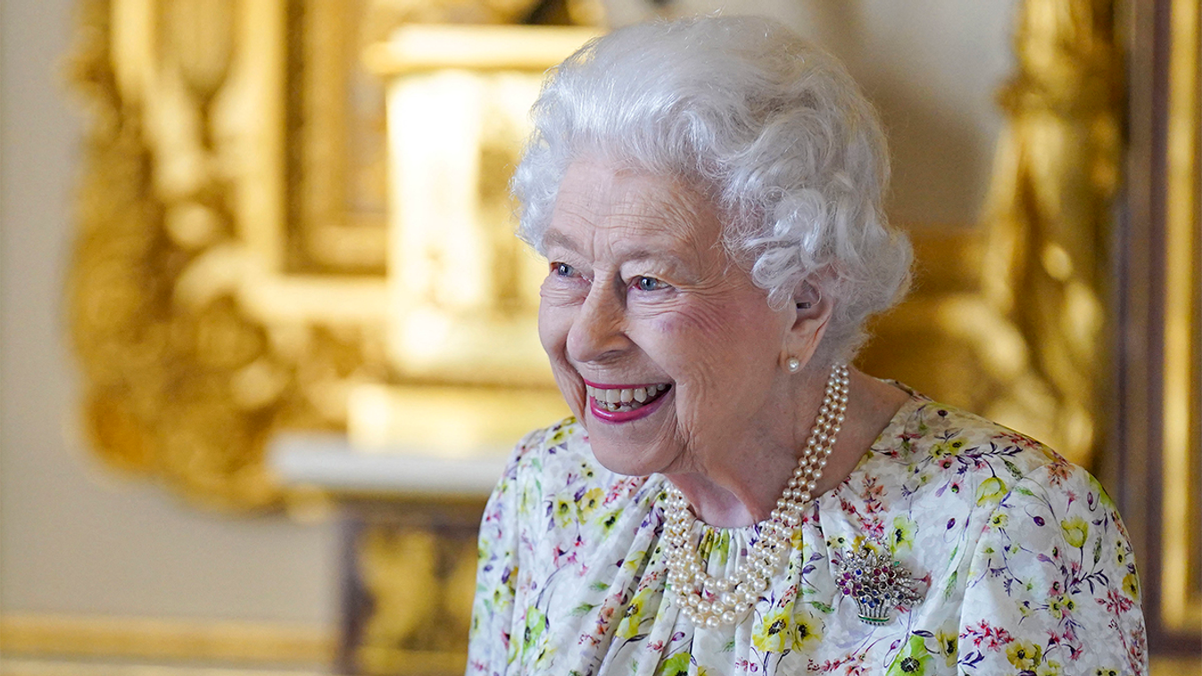 Kitálalt a szakértő II. Erzsébet királynő nagy hibájáról