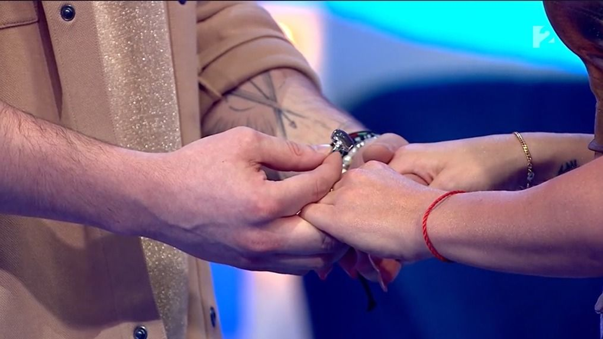 Stana Alexandra a TV2 kamerái előtt ment férjhez