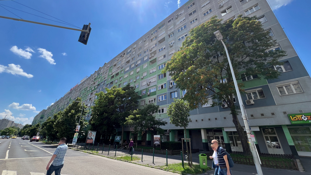 „Sikerült a gyerekeimet is ideköltöztetni” – Ilyen az élet több ezer szomszéddal az óbudai panelben