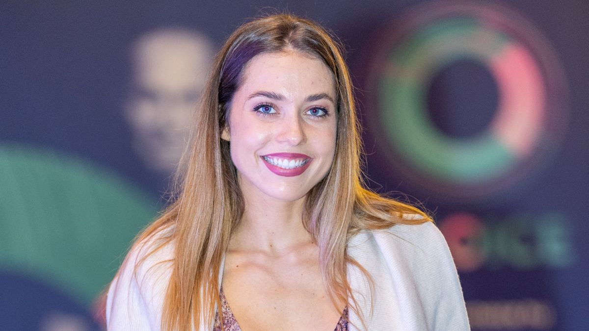 Rubint Rella nem nézett utána, hova is utazik egy hónapra