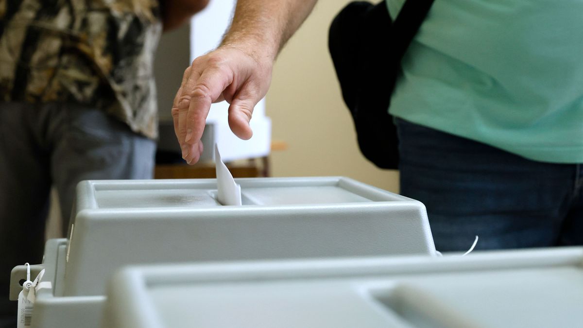 Lezárták az urnákat, megvan a választás eredménye