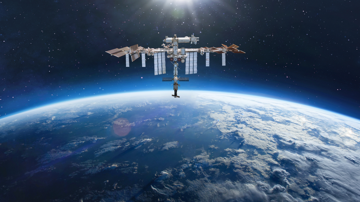 Figyelmeztetést adott ki a NASA: 1800 km/h-val aszteroida közeleg a Föld felé