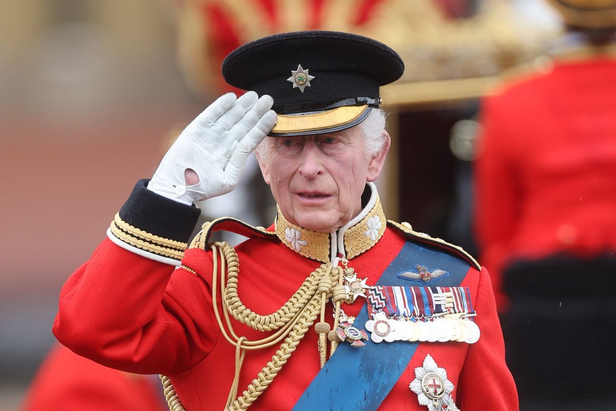 iii. károly király trooping the colour