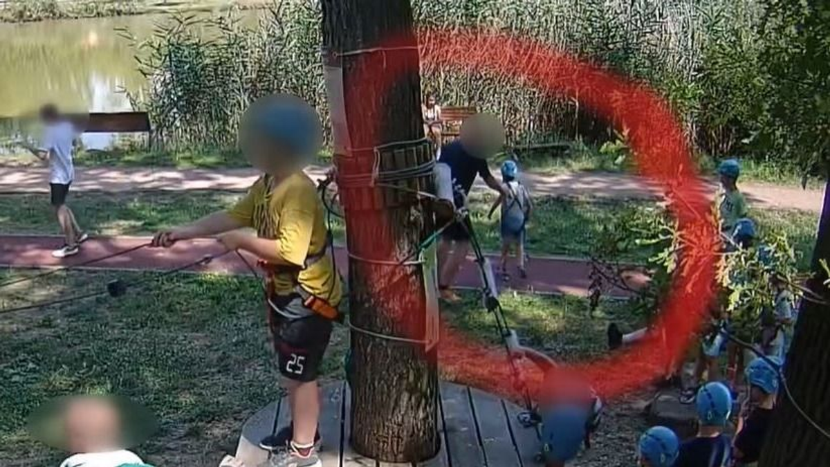 „Nem remélek megbocsátást” – Bevallotta tettét a férfi, aki felrúgott egy kisgyereket a szolnoki kalandparkban